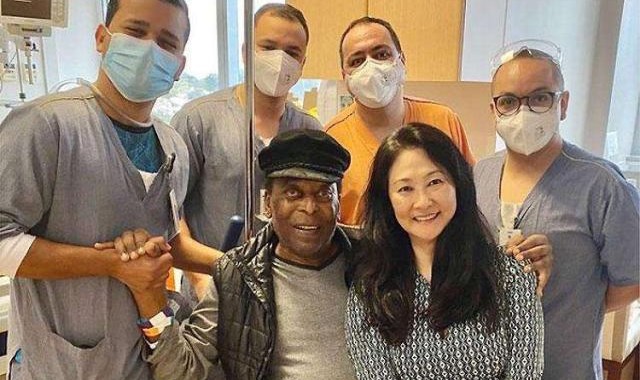 开云APP-一个月后贝利终出院 做了结肠肿瘤手术 他得化疗