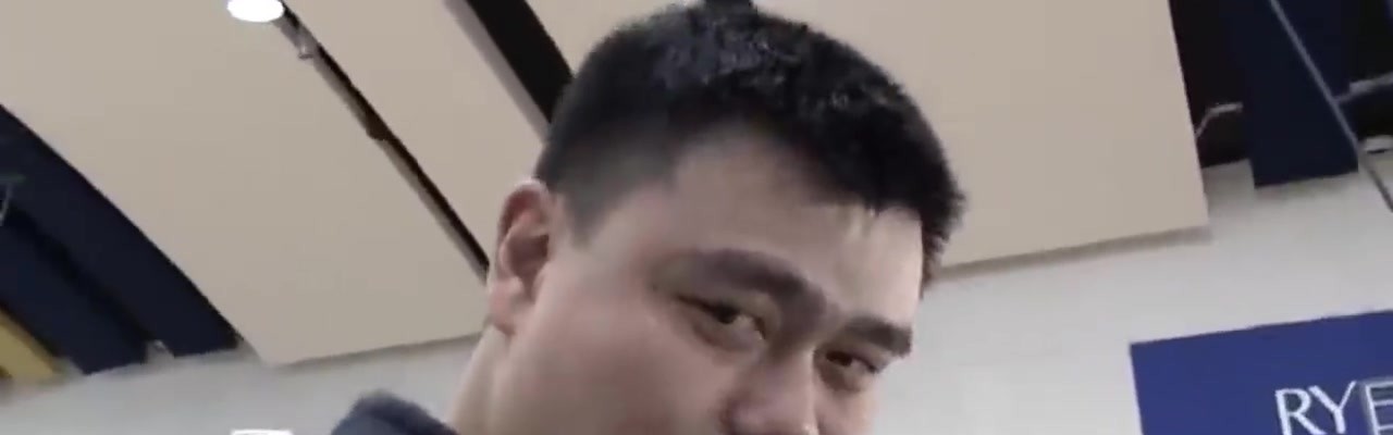 kaiyun-再现姚式幽默！2万字论文怎么写？姚明打趣：我可能会上网搜